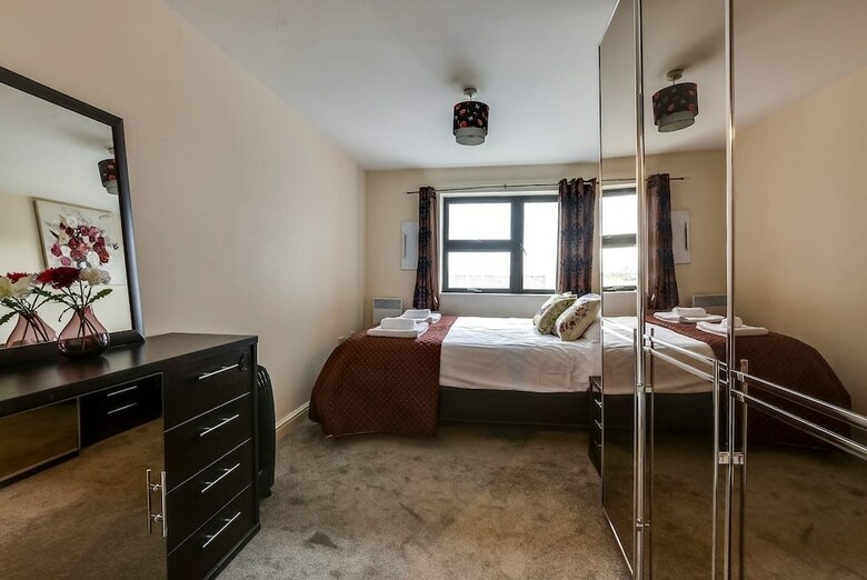 Apartamentos 1 Bed With Parking And Terrace