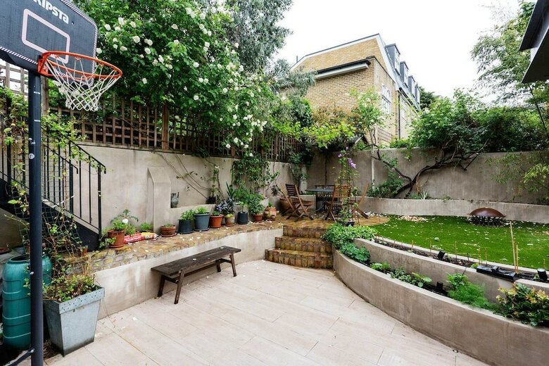 Veeve - Clapham Garden