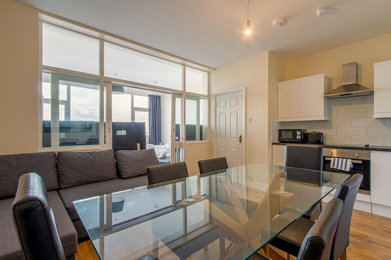 Granada Apartments