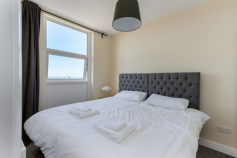 Granada Apartments