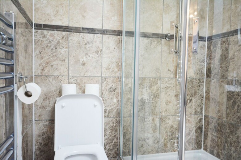 London Luxury 7 Bedroom Holiday Let