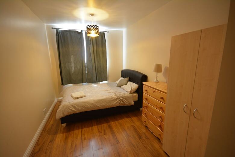 London Luxury 7 Bedroom Holiday Let