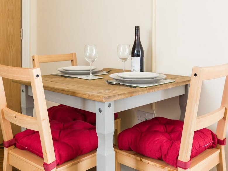 Stayford Apartments - Meriden - Near Nec