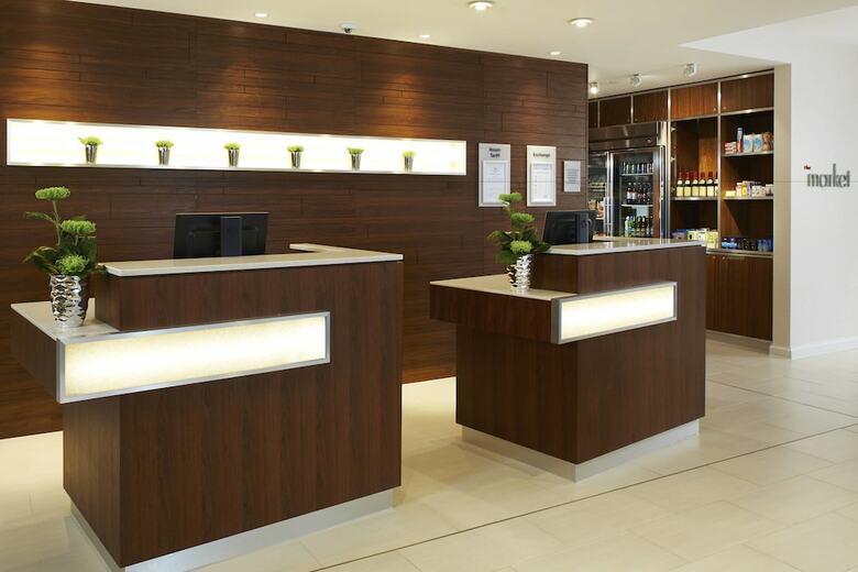 Hotel Courtyard By Marriott Aberdeen Airport