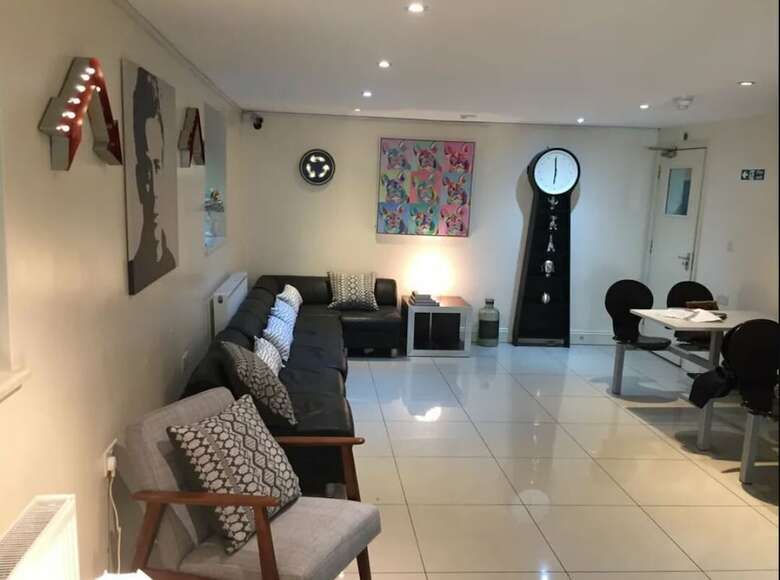 Hostal Accomodation London