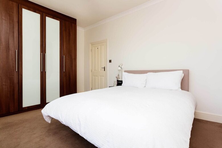 Apartamentos East London Escape