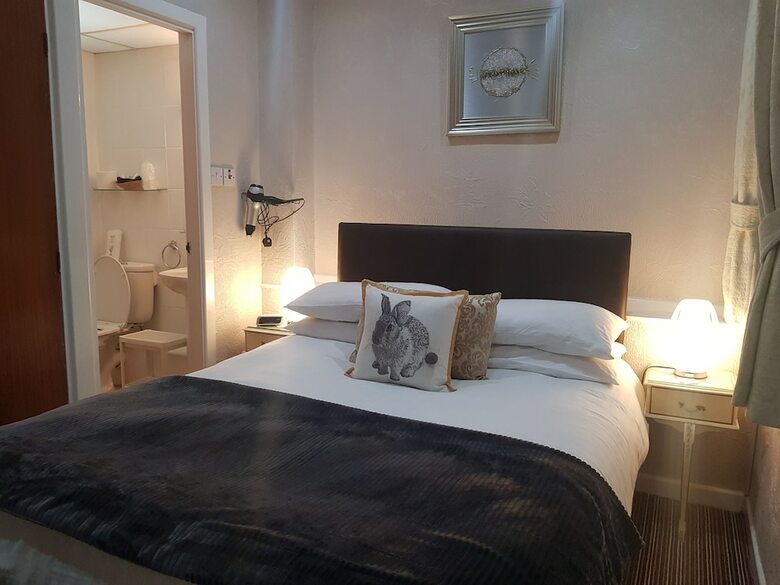 Rock Dene Hotel