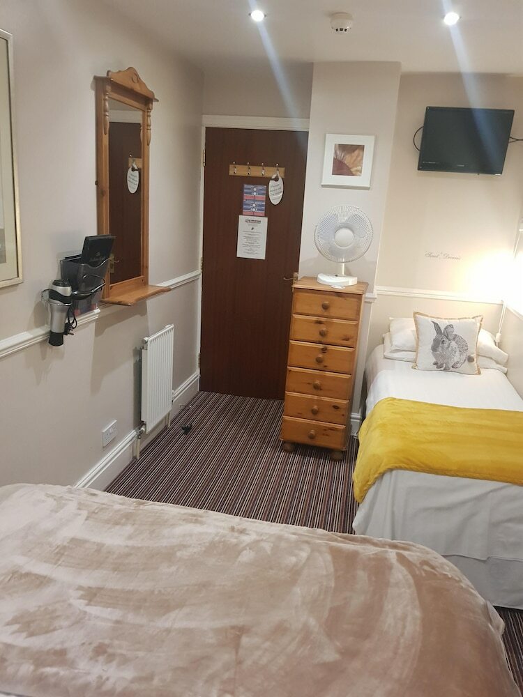 Rock Dene Hotel