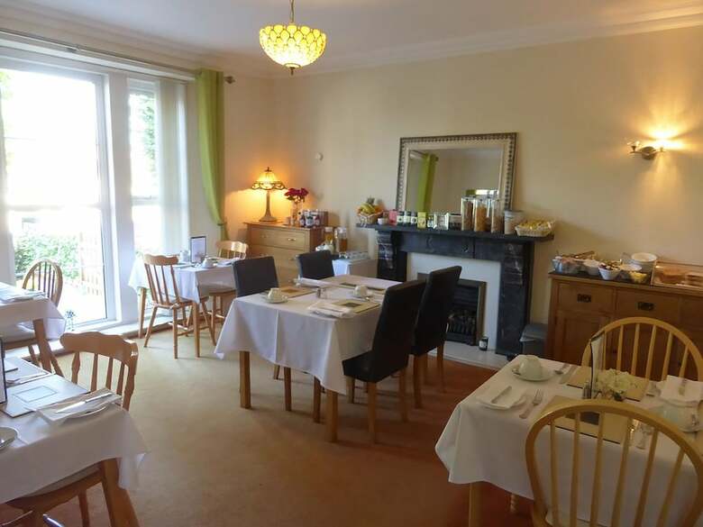 Bed & Breakfast Blenheim House