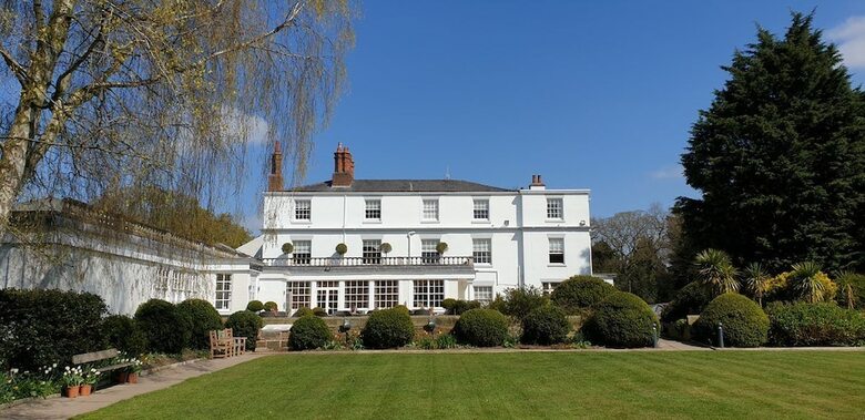 Rowton Hall Hotel And Spa