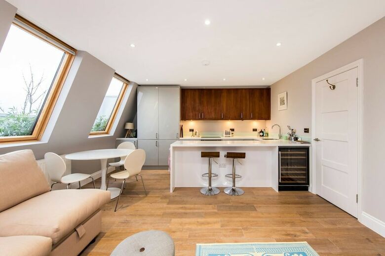 Charming Apartment Close To Notting Hill