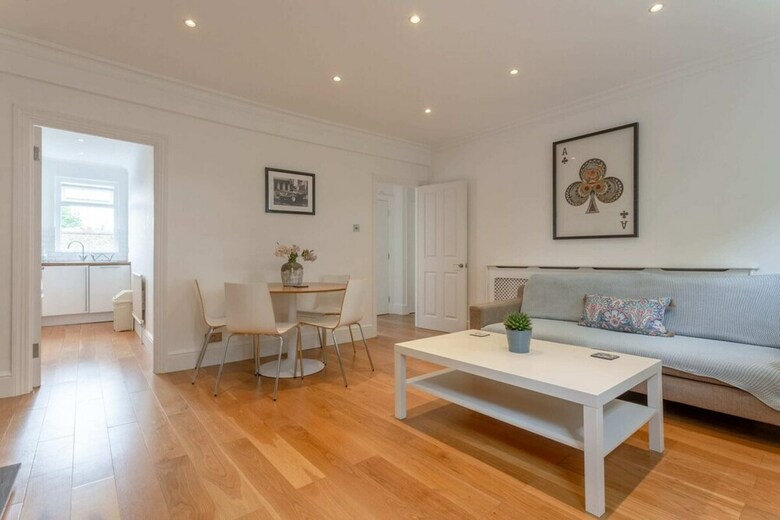 Apartamentos Charming, Spacious 1-bed Flat In Islington, London