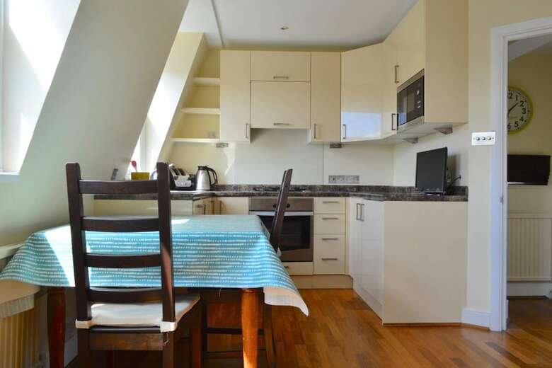Apartamentos Lovely Top Floor Flat In Leafy Fulham