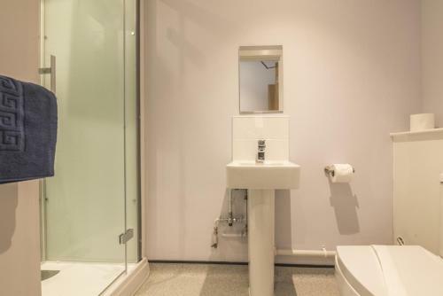 Hotel No 5 Ocean Cabins - Saundersfoot Harbour - Saundersfoot