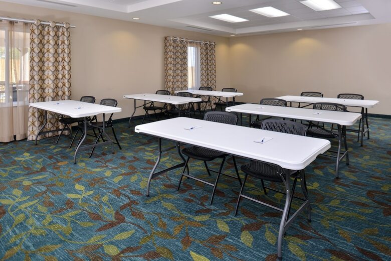 Candlewood Suites Kenedy, An Ihg Hotel