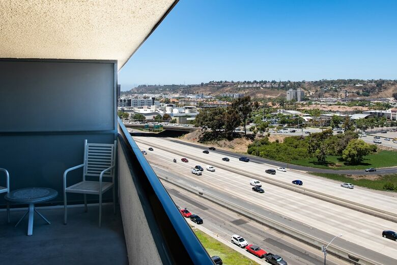 Sheraton Mission Valley San Diego Hotel