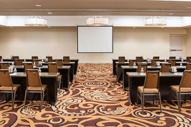 Sheraton Mission Valley San Diego Hotel