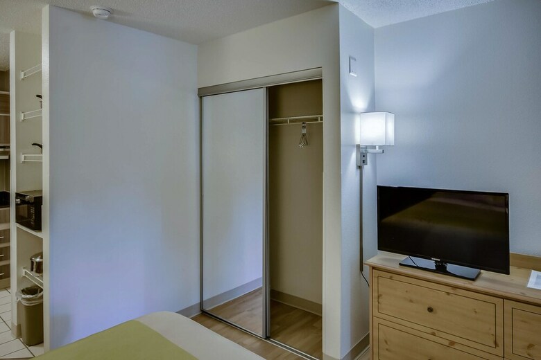 Motel Studio 6 Houston, Tx - Hobby South