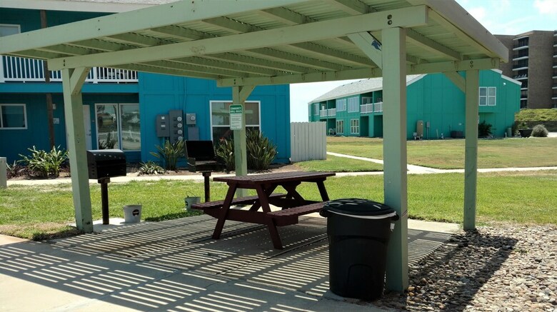 Aparthotel Executive Keys Condominiums On The Beach