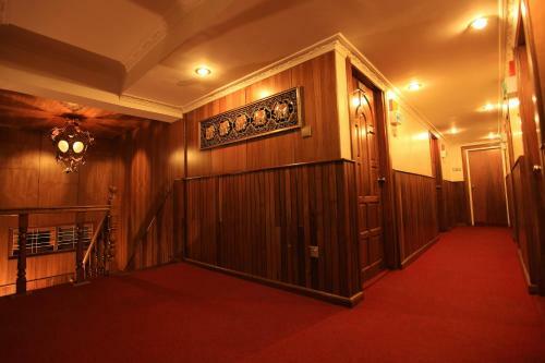 The Hotel Emperor Mandalay