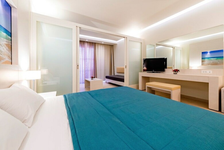 Lindos White Hotel & Suites