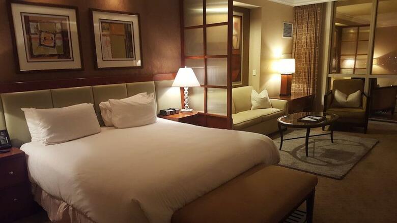 Hotel The Signature At Mgm