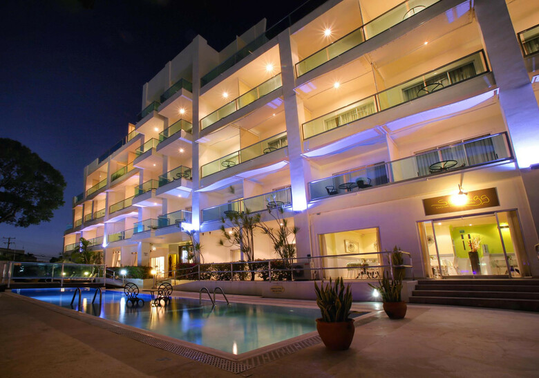 Hotel South Beach Resort & Vacation Club