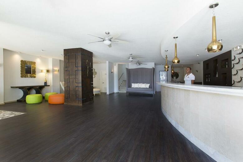 Hotel South Beach Resort & Vacation Club