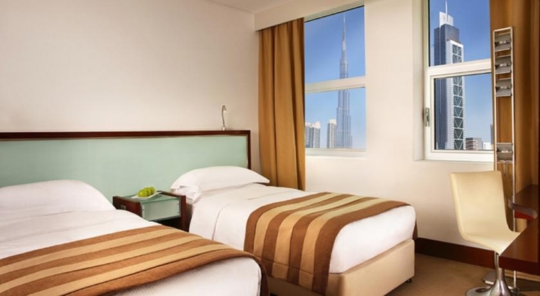 Hotel Villa Rotana Suites