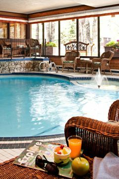 Hotel Charlton's Cedar Court