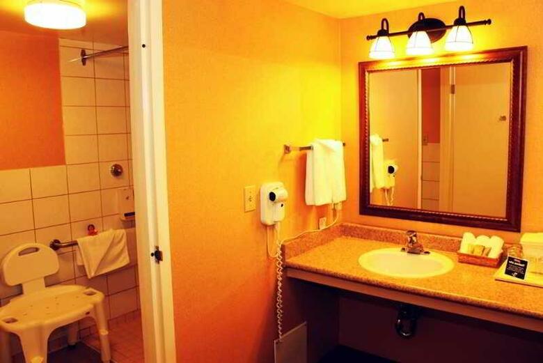 Hotel Accent Inns Burnaby