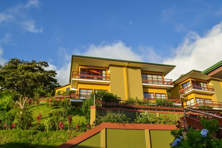 Hotel Ficus Sunset Suites