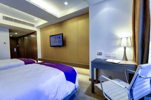 The Bauhinia Hotel - Central