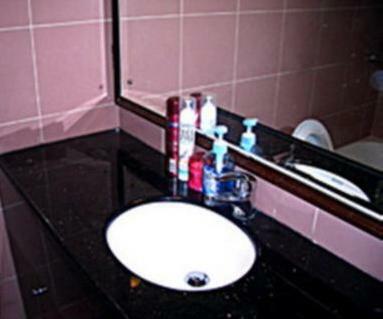 Hostal Hong Kong Tai Wan Hotel