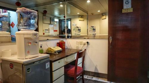 Hostal Maple Leaf Guest House