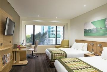 Crowne Plaza Hotel Canberra