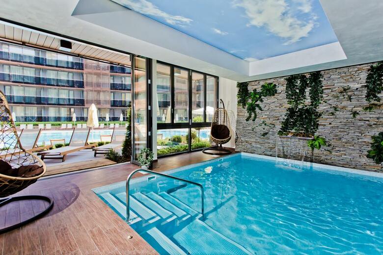 Hotel Galeon Residence And Spa