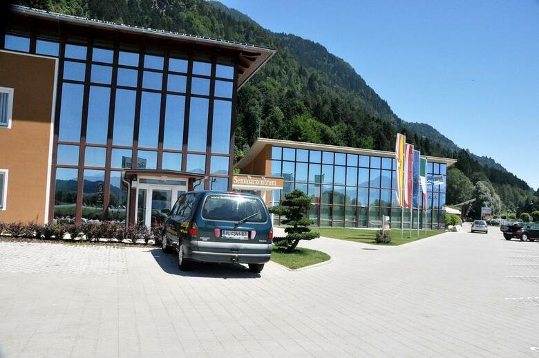 Hotel Educare
