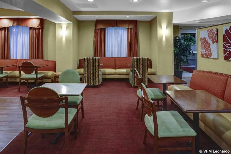 Hotel Hampton Inn Petersburg-southpark Mall