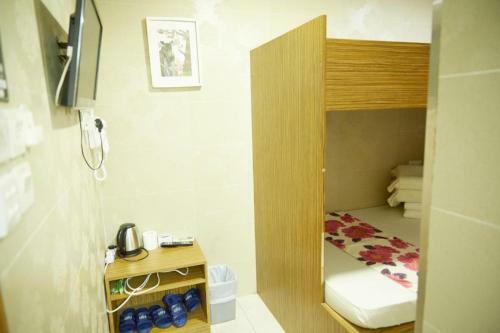 Hostal Kam Fu Guesthouse