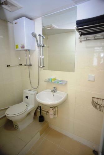 Hostal Kam Fu Guesthouse