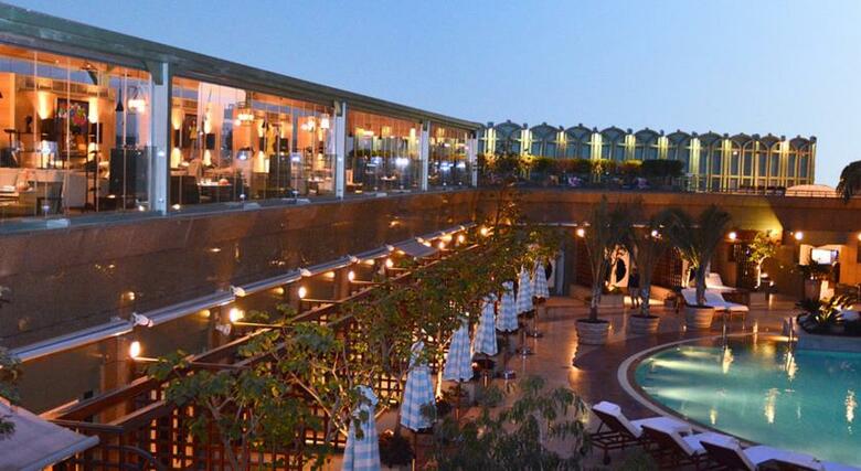 Four Seasons Hotel Cairo Nile Plaza