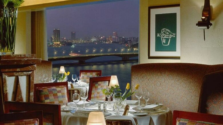 Four Seasons Hotel Cairo At The First Residence