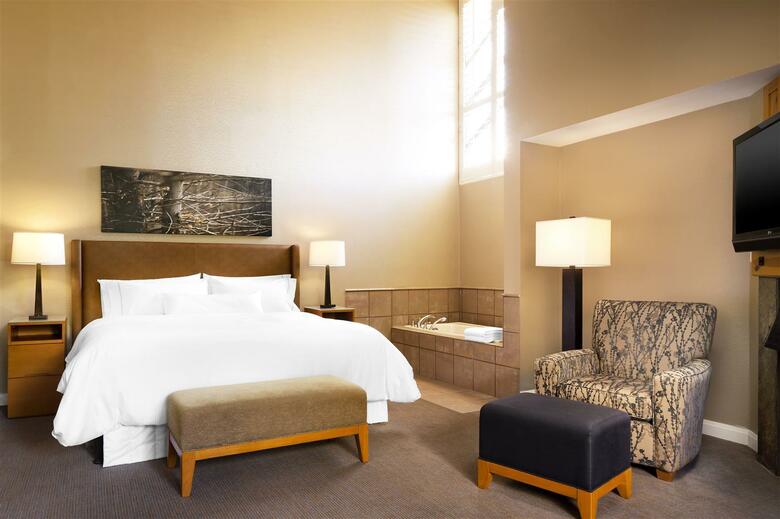 Hotel Hilton Whistler Resort And Spa
