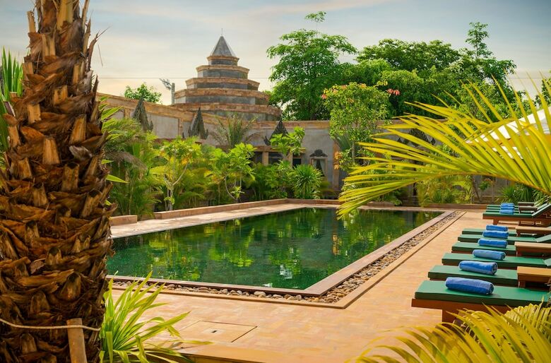 Hotel Model Angkor Resort &amp; Residence
