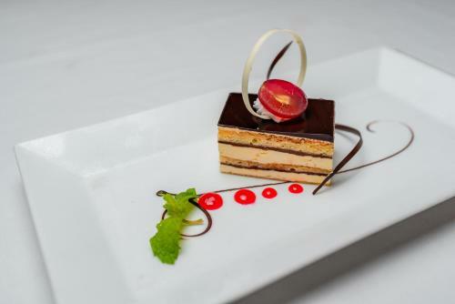 Hotel Empress Angkor Resort And Spa