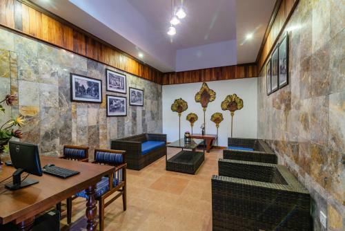 Hotel Empress Angkor Resort And Spa