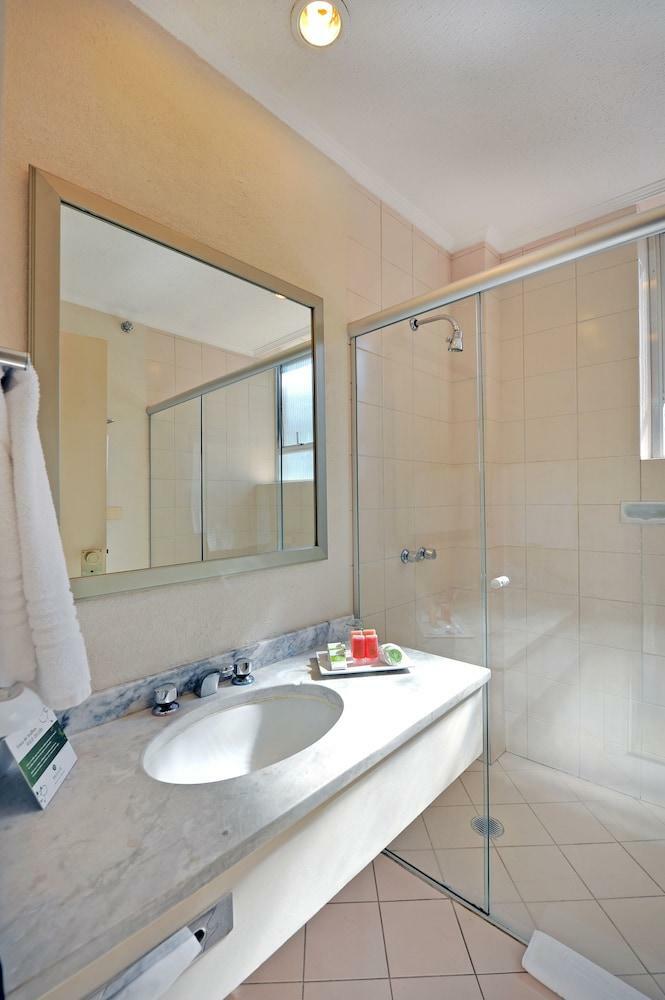 Hotel Deville Curitiba Batel