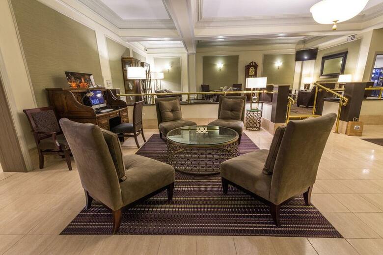 Hotel Versey Days Inn By Wyndham Chicago