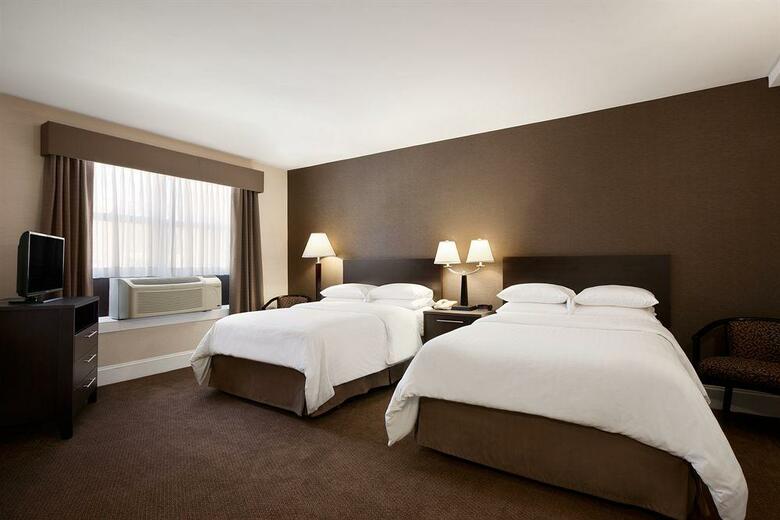 Hotel Versey Days Inn By Wyndham Chicago